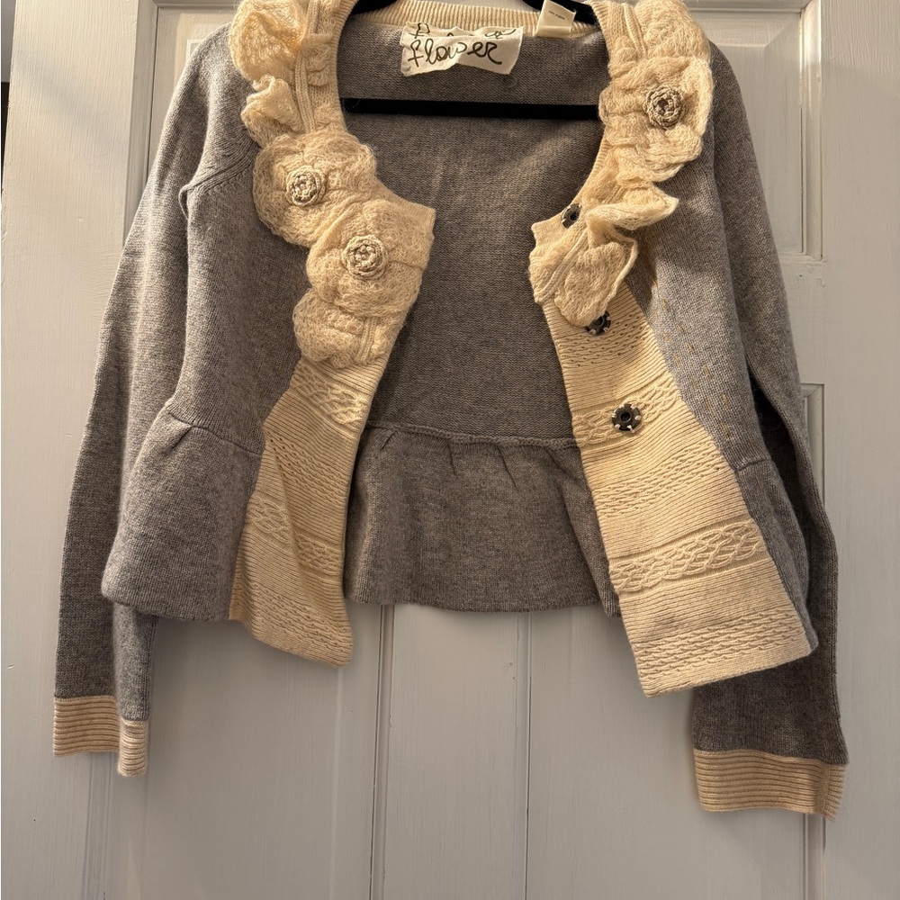 Floral Embellished sweater  - Gray and Cream